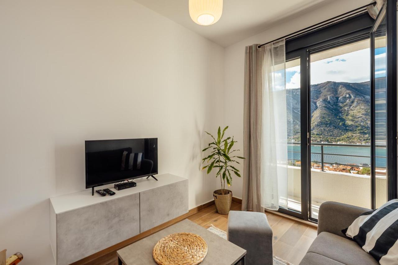 Lana Sea View Apartment Kotor Exterior foto